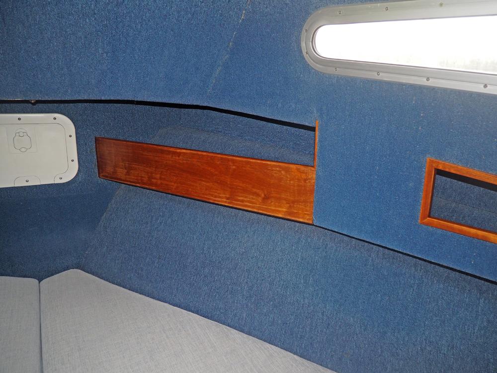 Cabin en avant, H&eacute;bergements